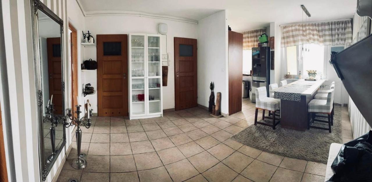 Mieszkanie W Centrum Miasta Ostrowiec Świętokrzyski Exterior foto